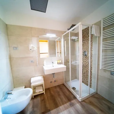 酒店 Piccolo E Grill *