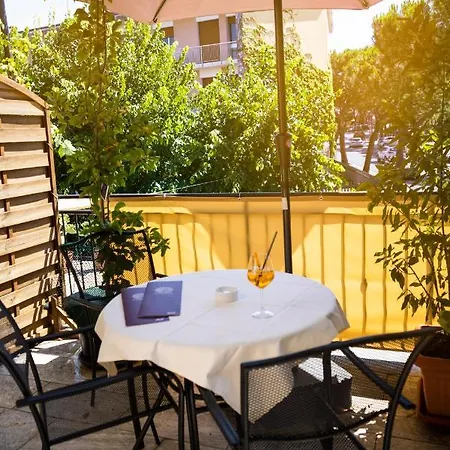 Piccolo E Grill Hotell