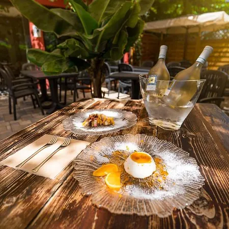 Hotel Piccolo E Grill